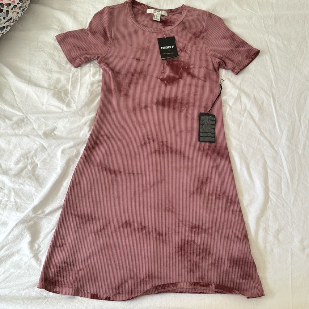 Pink/Mauve dress